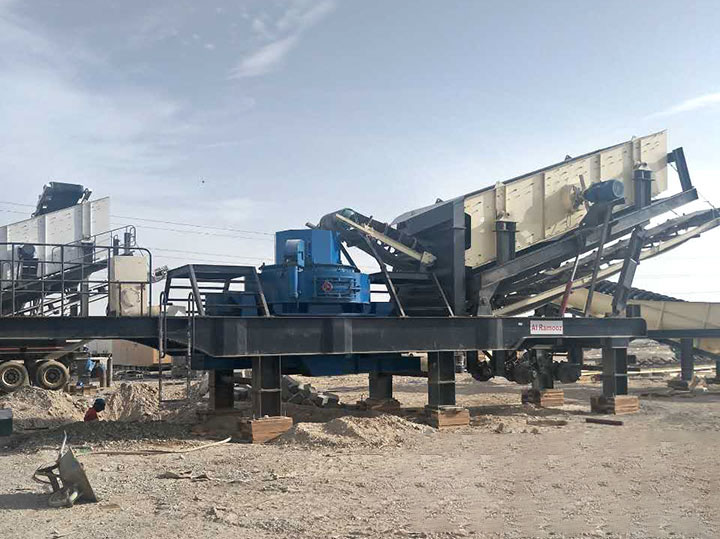 廣東客戶移動(dòng)鵝卵石制砂機(jī)現(xiàn)場 廣東客戶移動(dòng)鵝卵石制砂機(jī)現(xiàn)場
