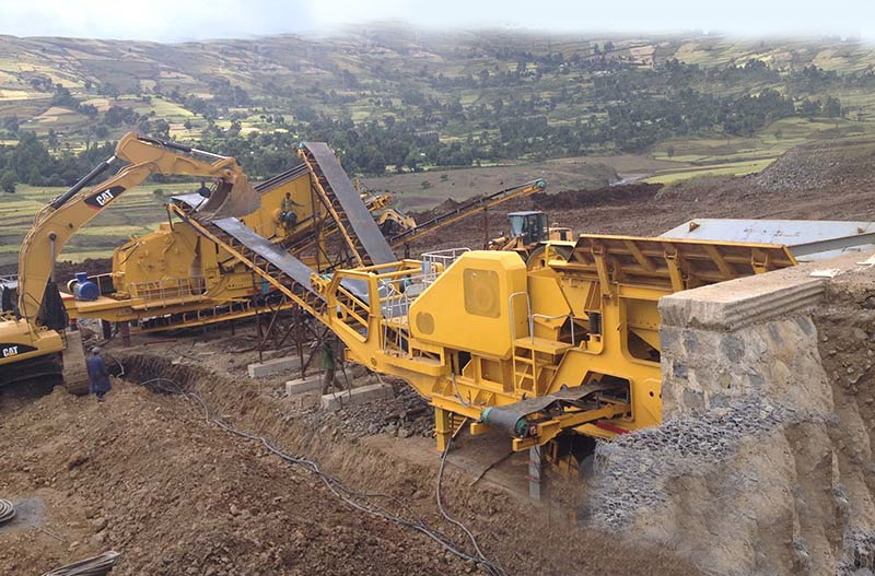 移動(dòng)顎式破碎站