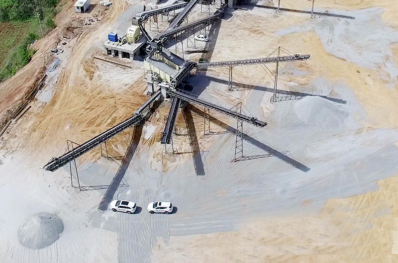 12、13石子生產(chǎn)現(xiàn)場