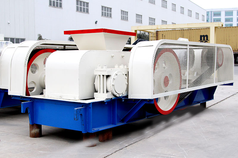 對輥式制砂機(jī)圖片